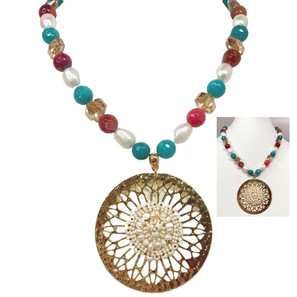 ✨Statement Handmade Short Necklace Stones w/Pearls & Hammered
Knitted Pendant✨ - Picture 3 of 3